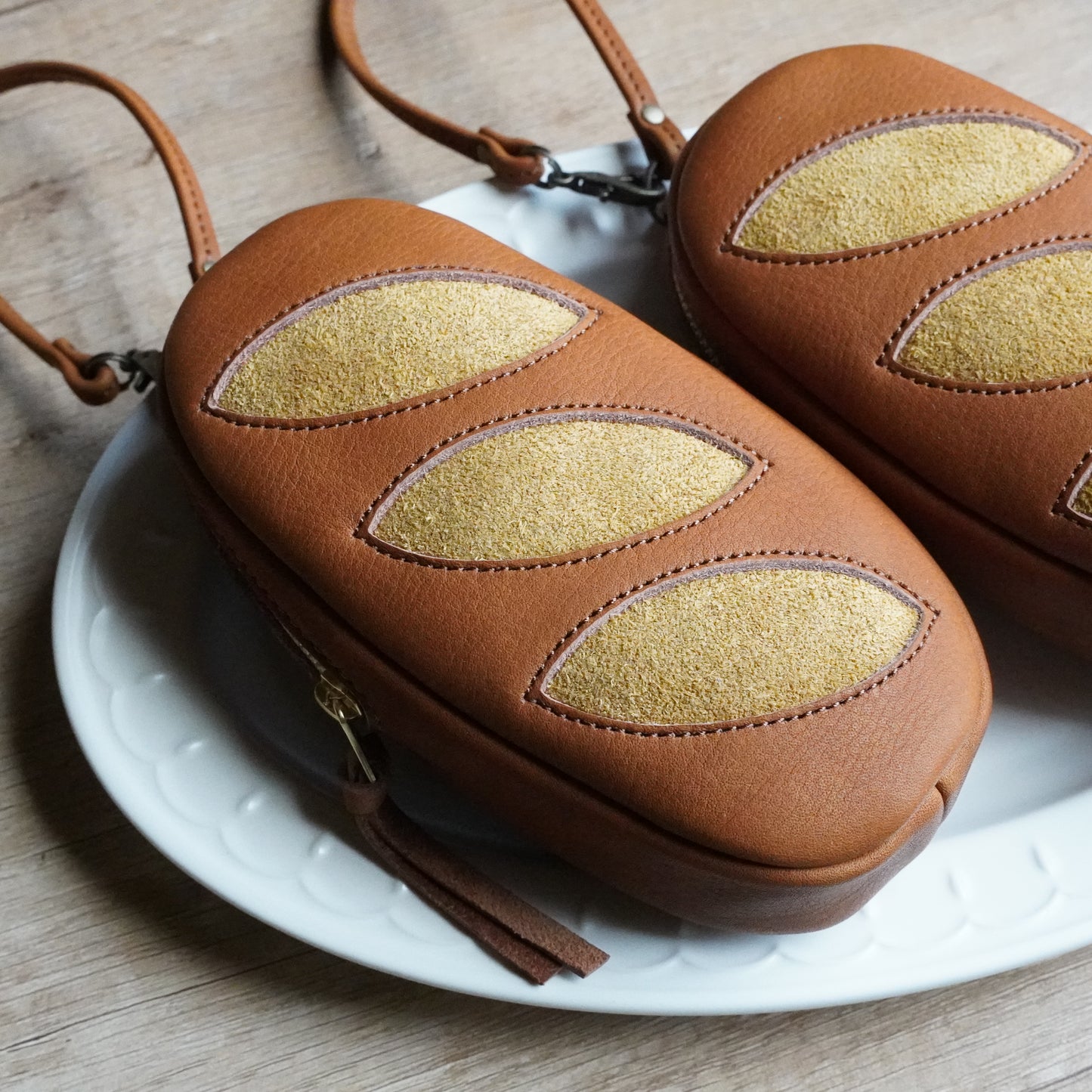 French Bread Slim Mini Hanging Pouch